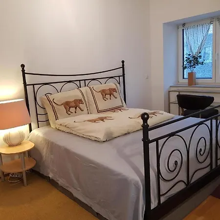 Fair Center Frankfurt Apartment *